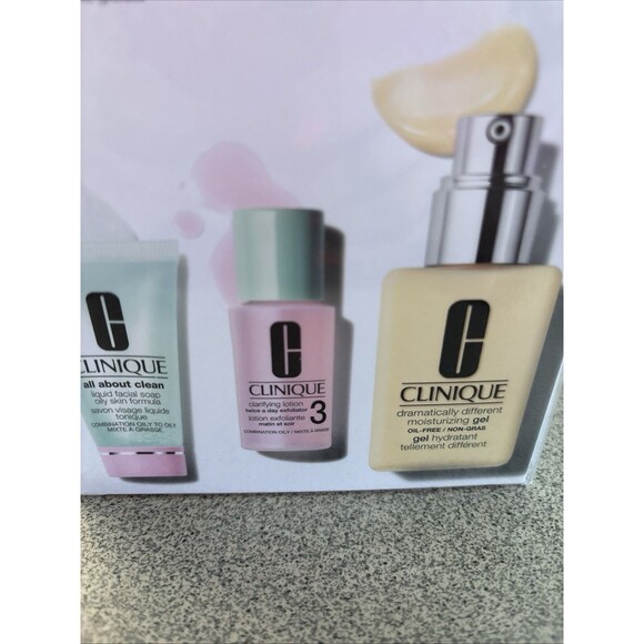 Clinique 3-Step Skin Care System Type 3 Combination Oily to Oily Skin 3pc Set - Picture 1 of 7